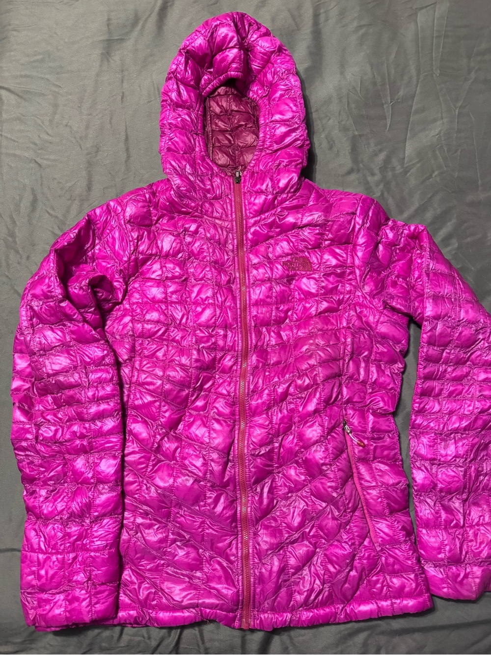 Women's Hot Pink Lightweight Hooded Puffer Jacket - Picture 8 of 9